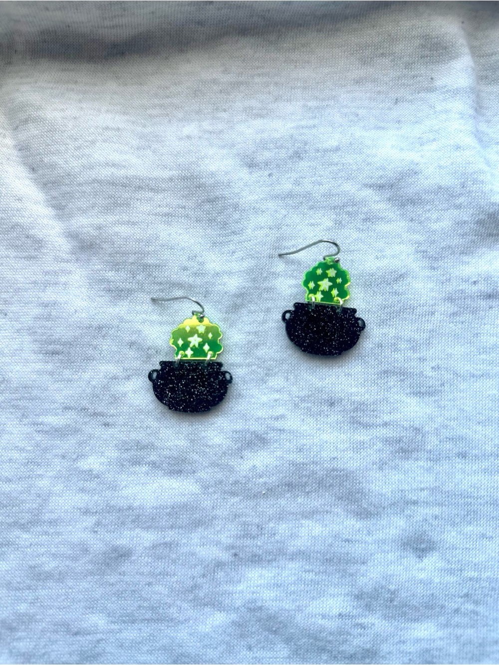 witchy cauldron earrings